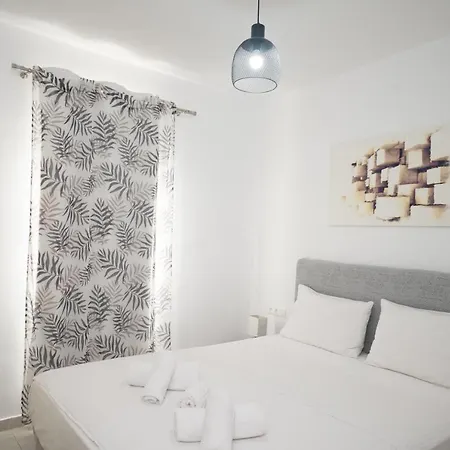 Getaway Mykonian Apts Perfect For 10 Guests W Pool Lägenhet Plintri