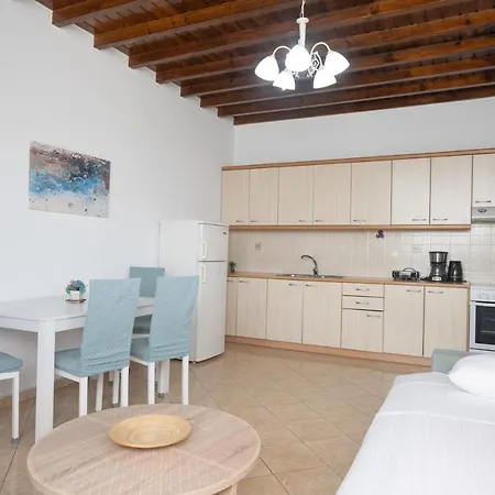 Getaway Mykonian Apts Perfect For 10 Guests W Pool * Plintri
